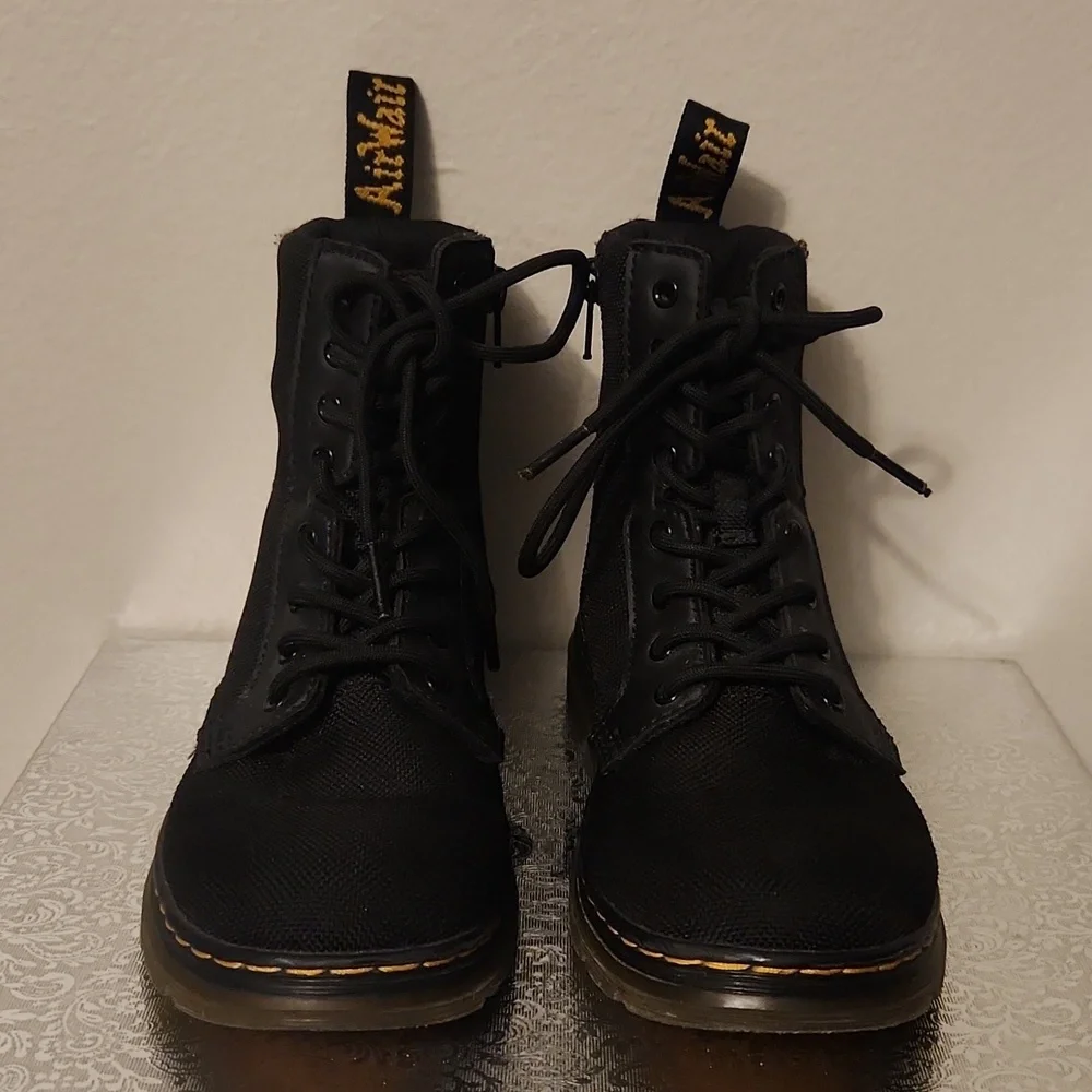 Kids Dr. Martens Black Combat Boots Size 1. - Picture 2 of 11